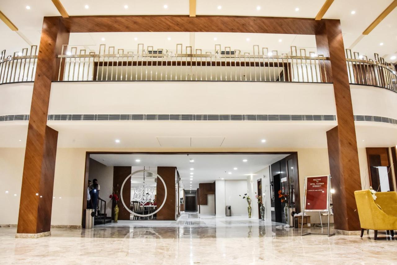 Hotel Platinum Shravasti Katra  Екстер'єр фото