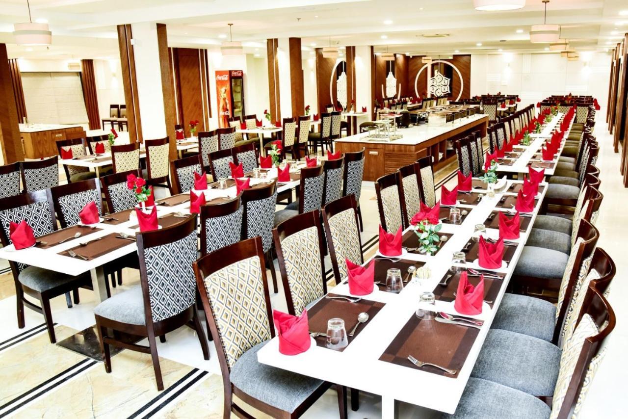 Hotel Platinum Shravasti Katra  Екстер'єр фото